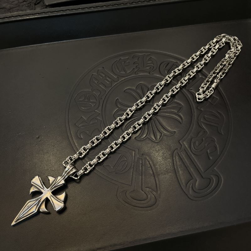 Ch*0me He**ts necklaces